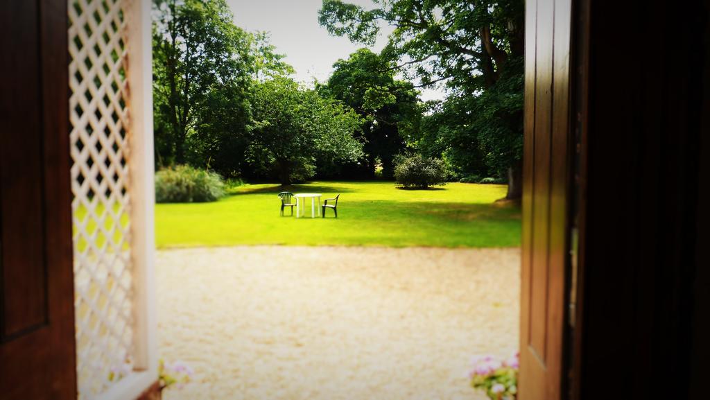Little Mollington Hall Dış mekan fotoğraf